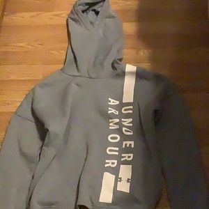 Under armour sweatshirt size XS.